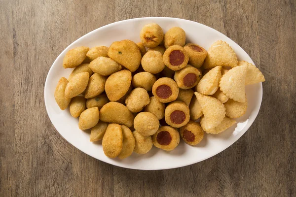 Snacks brasileños mixtos fritos — Foto de Stock
