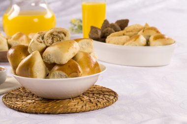 Brezilyalı aperatif. tavuk Esfiha bölümü.