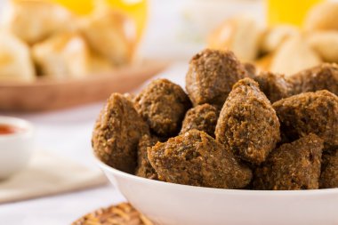 Kibe kızartma chesse ile. Brezilyalı snack
