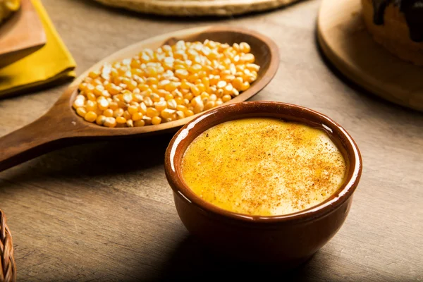 Majs Curau - typisk mat av majs - gott och billigt - röksmak — Stockfoto