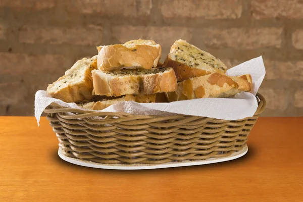Cesto di pane delizioso — Foto Stock