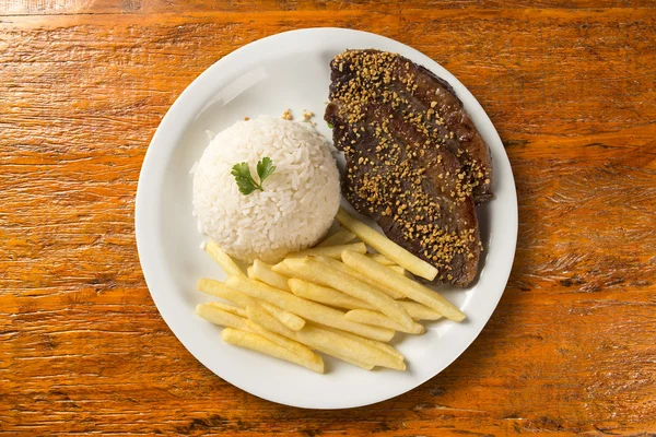 土豆和肉的饭 — 图库照片