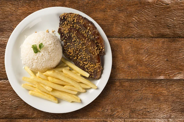 Arroz com batatas e carne — Fotografia de Stock