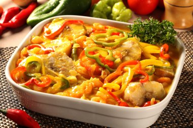 Moqueca de peixe denilen geleneksel Brezilya çanak