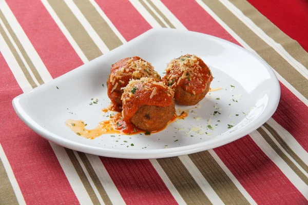 Meatballs with tomato sauce — Stock Photo, Image