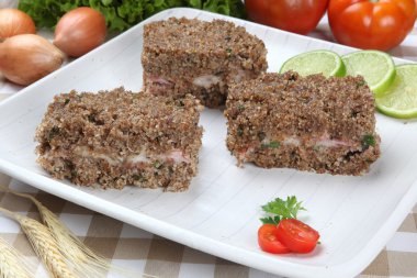 Kibe adet fırın tabakta