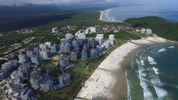 Letecký pohled na pláž Riviera de São Lourenço (Riviera beach - St. — Stock fotografie