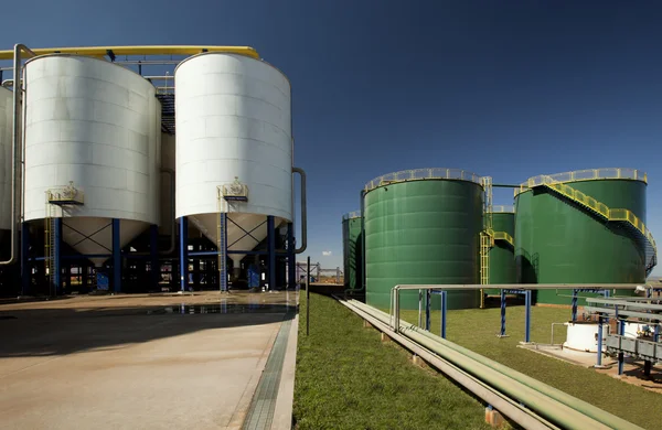 Industrieanlage zur Verarbeitung von Zuckerrohr in Brasilien — Stockfoto