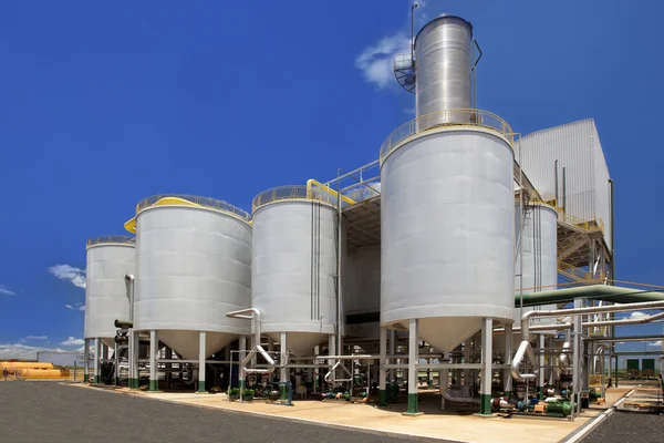 Industrieanlage zur Verarbeitung von Zuckerrohr in Brasilien — Stockfoto