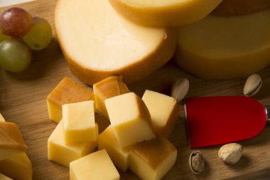 Çeşitli peynirler