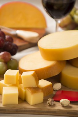 Çeşitli peynirler
