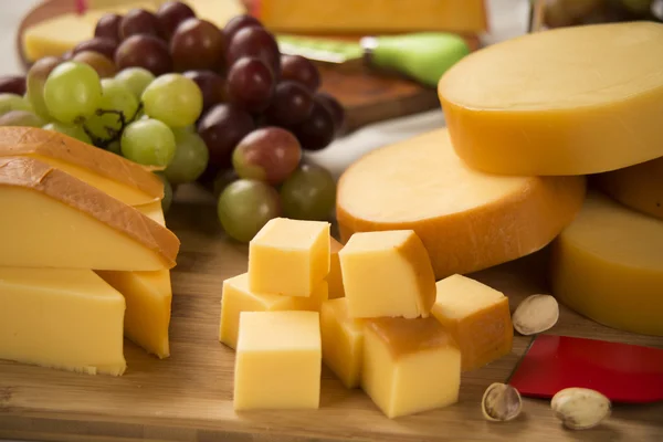 Assorted cheeses — Stock Photo, Image