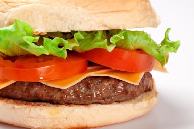 Beyaz arka plan üzerinde çizburger salata
