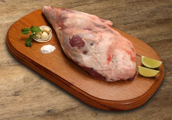 Pişmemiş domuz jambon, domuz bacak — Stok fotoğraf