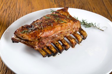 Sebzeli ızgara pirzola. 