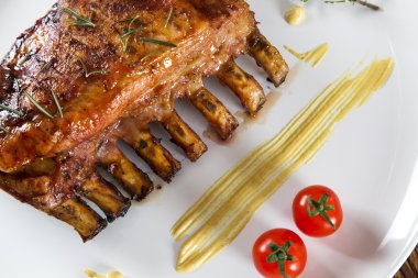 Sebzeli ızgara pirzola. 