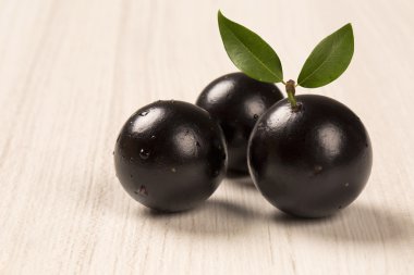 Berry Jaboticaba ahşap tablo