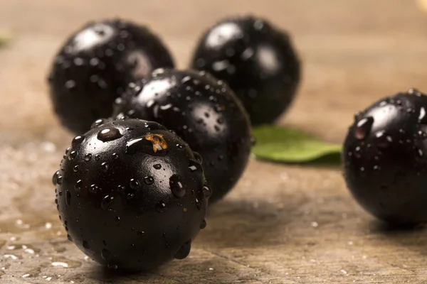 Berry Jaboticaba ahşap tablo — Stok fotoğraf