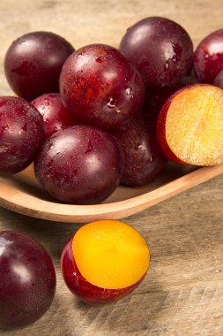 Gemide kase taze parlak Erik