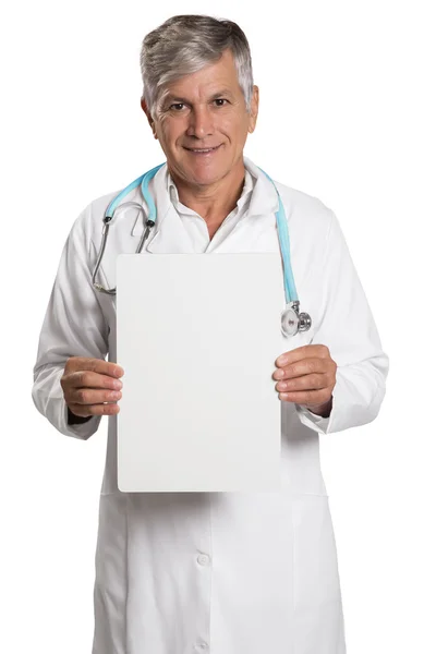 Retrato de comprimento total do médico olhando para cartaz em branco . — Fotografia de Stock