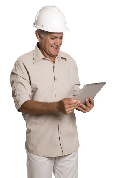 Retrato de un hombre de negocios usando una tableta —  Fotos de Stock