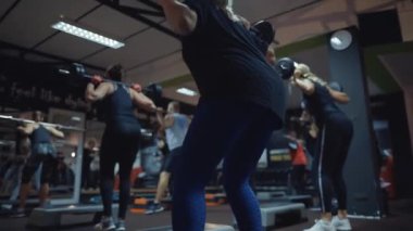 Spor kadın spor antrenman grubu.