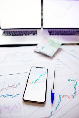 Finansal Yatırım Komisyoncusu