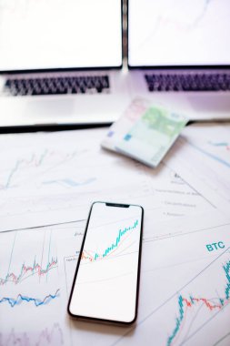 hisse senedi işlemcisi veri fiyatları grafiği