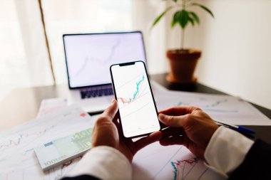 İnsan tüccarı bitcoin veri fiyat eğilimi analizi