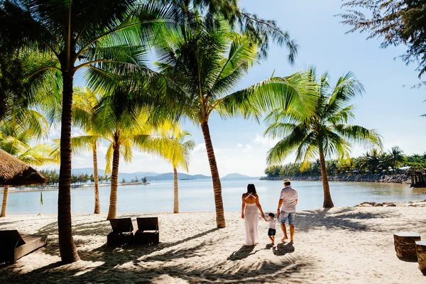 Rodzinne wakacje plaży — Zdjęcie stockowe