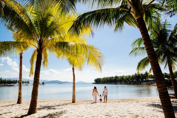 Rodzinne wakacje plaży — Zdjęcie stockowe