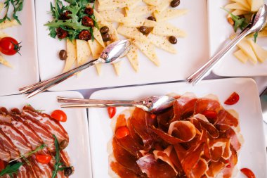 Meze gurme üstten görünüm açık büfe