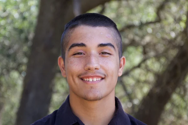 Smiling American Indian Teenage Boy Portrait — Stock Photo, Image