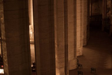 Bir Avrupa Katedrali 'nin içinde