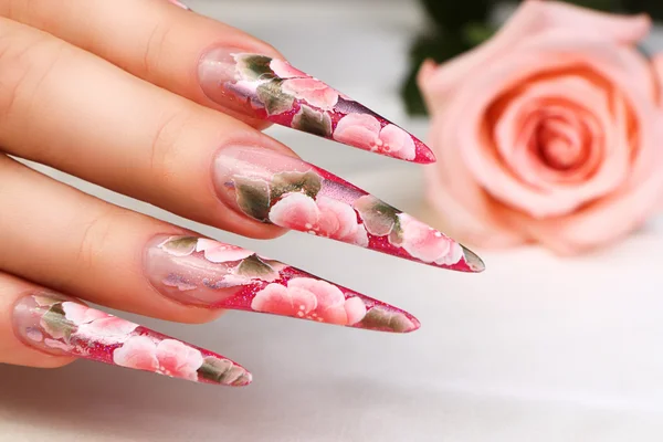 Floral nails design. — Stock Photo, Image