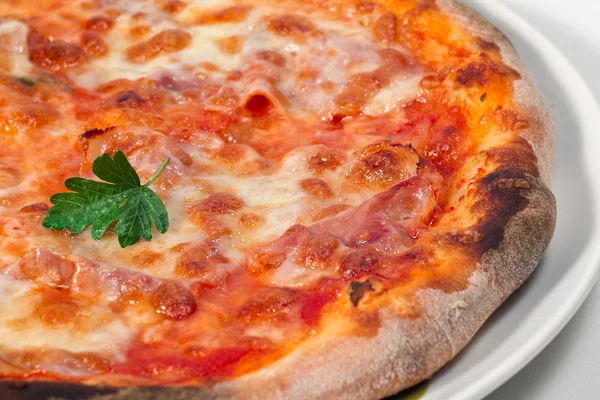 Italienische Pizza — Stockfoto