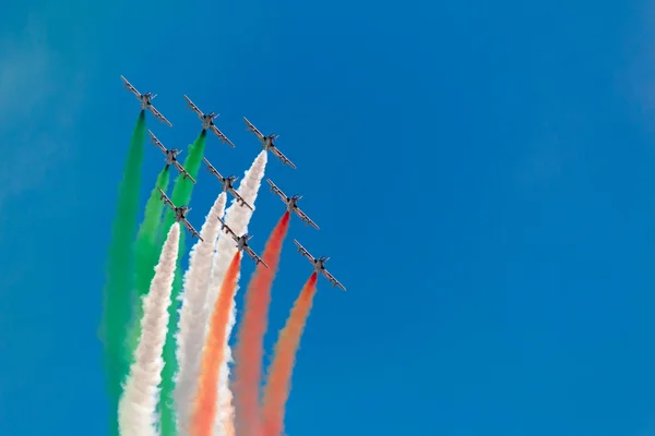 Panah triwarna Italia hari republik Stok Foto Bebas Royalti