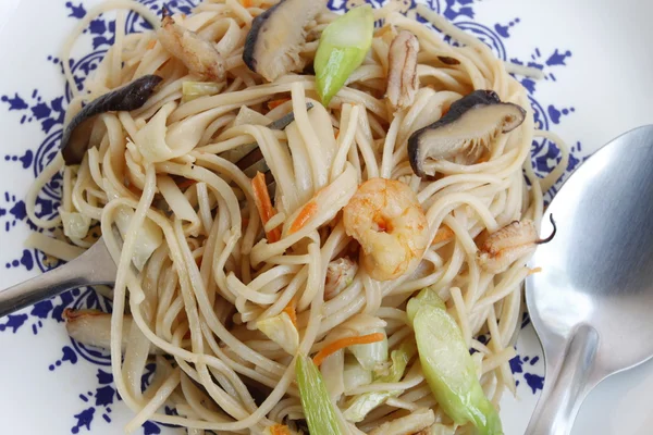 Şehriye Chiness yeni yıl için ateş