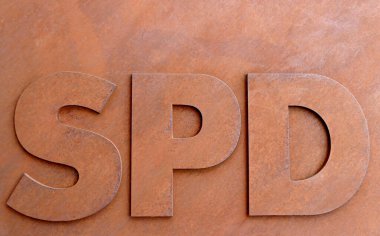 Berlin, Almanya 20 Haziran 2020, SPD parti logosu paslanmış görünüyor
