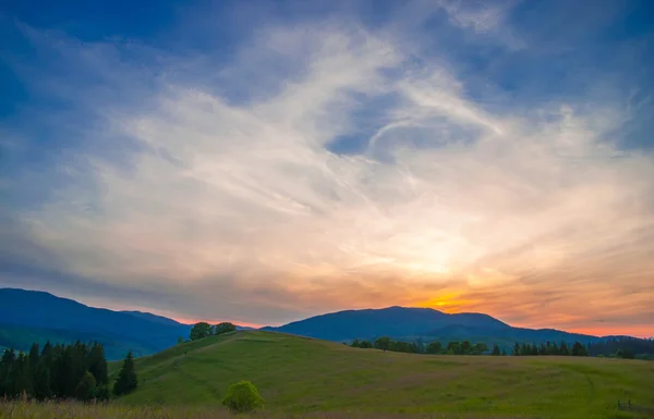 Mooie zonsondergang herfst — Stockfoto