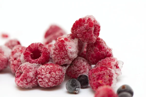 Beyaz dondurulmuş ahududu