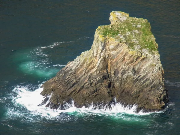 Fels Der Brandung Der Irischen See Bei Donegal — Stok fotoğraf