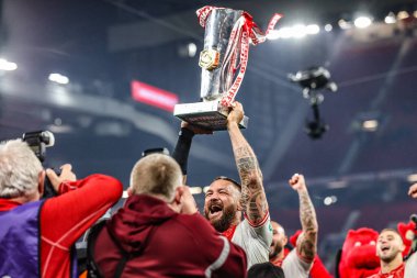 Jared Waerea-Hargreaves of Hull KR lifts the Grand Final trophy during the 2025 Betfred Super League Grand Final Hull KR v Wigan Warriors at Old Trafford, Manchester, United Kingdom, 11th October 2025 