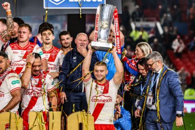 Mikey Lewis of Hull KR lifts the Grand Final Trophy during the 2025 Betfred Super League Grand Final Hull KR v Wigan Warriors at Old Trafford, Manchester, United Kingdom, 11th October 2025 