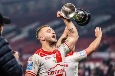 Man of the match Mikey Lewis of Hull KR celebrates with the fans after Hull KR win the Grand Final during the 2025 Betfred Super League Grand Final Hull KR v Wigan Warriors at Old Trafford, Manchester, United Kingdom, 11th October 2025