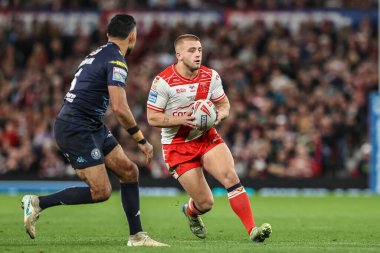 Mikey Lewis of Hull KR breaks with the ball during the 2025 Betfred Super League Grand Final Hull KR v Wigan Warriors at Old Trafford, Manchester, United Kingdom, 11th October 2025