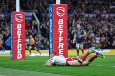 Mikey Lewis of Hull KR goes over for a try during the 2025 Betfred Super League Grand Final Hull KR v Wigan Warriors at Old Trafford, Manchester, United Kingdom, 11th October 2025