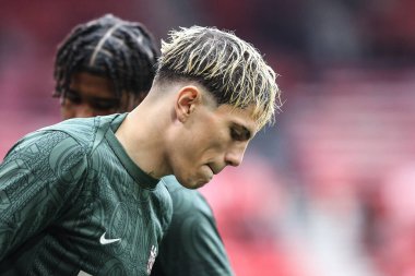 Chelsea 'den Alejandro Garnacho Premier League maçında ısınma turunda Nottingham Forest Chelsea' ye karşı City Ground, Nottingham, İngiltere, 18 Ekim 2025 