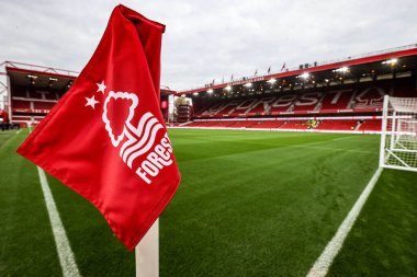 Nottingham Forest köşe bayrağı Premier Lig maçı sırasında Nottingham Forest Chelsea 'ye karşı City Ground, Nottingham, İngiltere, 18 Ekim 2025 