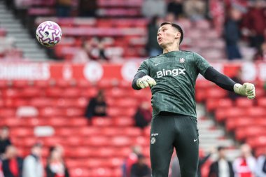 Chelsea kalecisi Gabriel Slonina Premier Lig maçı sırasında Nottingham Forest Chelsea 'ye karşı City Ground, Nottingham, İngiltere' de 18 Ekim 2025 'te oynanan ısınma maçında 